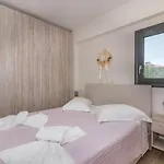 Romanza Luxury