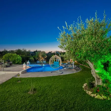 Romanza Luxury *