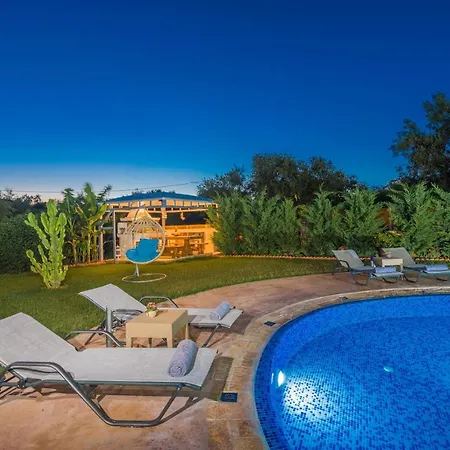 Romanza Luxury Villa Kalamáki