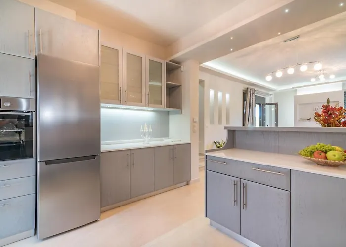 Romanza Luxury Villa *